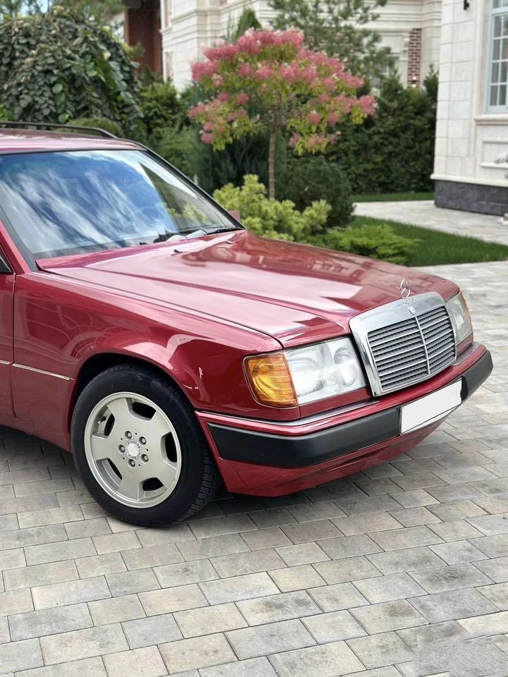 Mercedes-Benz W124 2.3 — фото 4